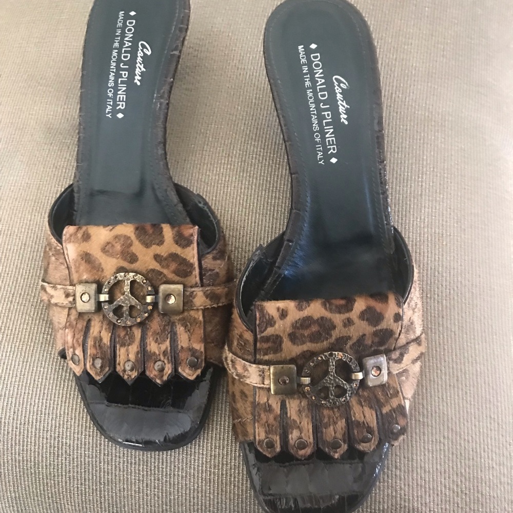 Donald Pliner Sandals